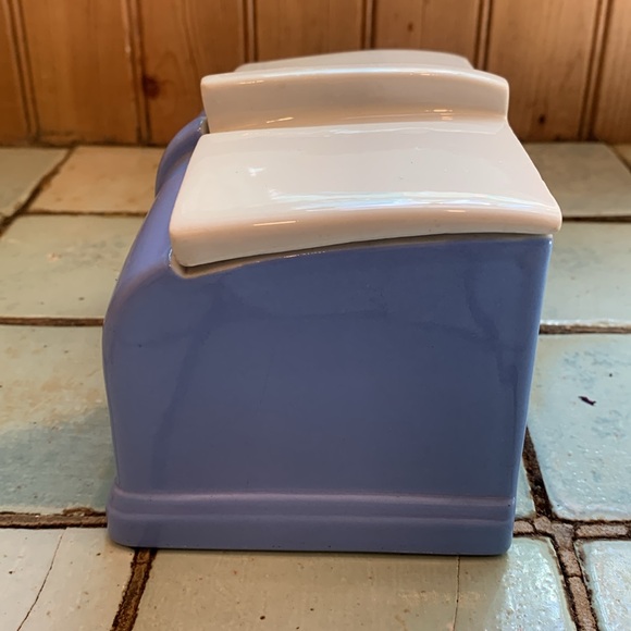 Hall China Company Coldspot Refrigerator Covered Dish - Picture 2 of 7